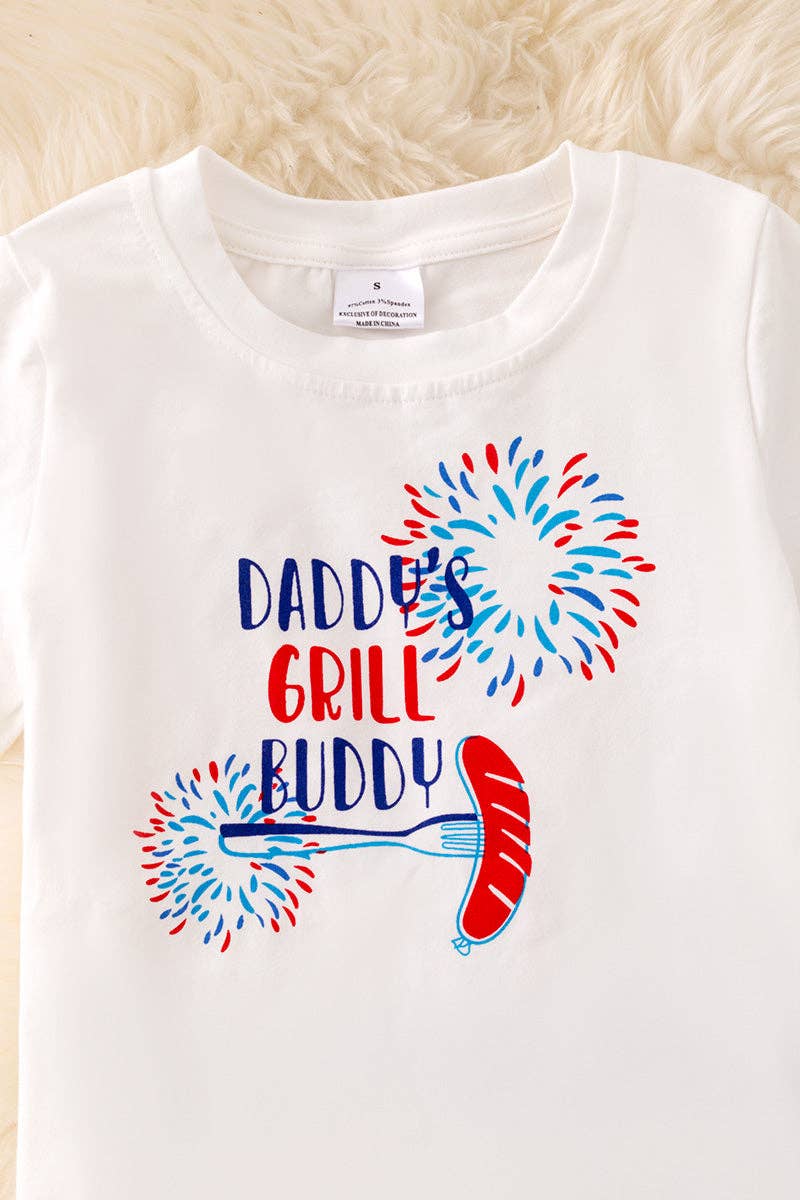 "Daddy's Grill Buddy" White T-shirt & blue multi printed shorts.